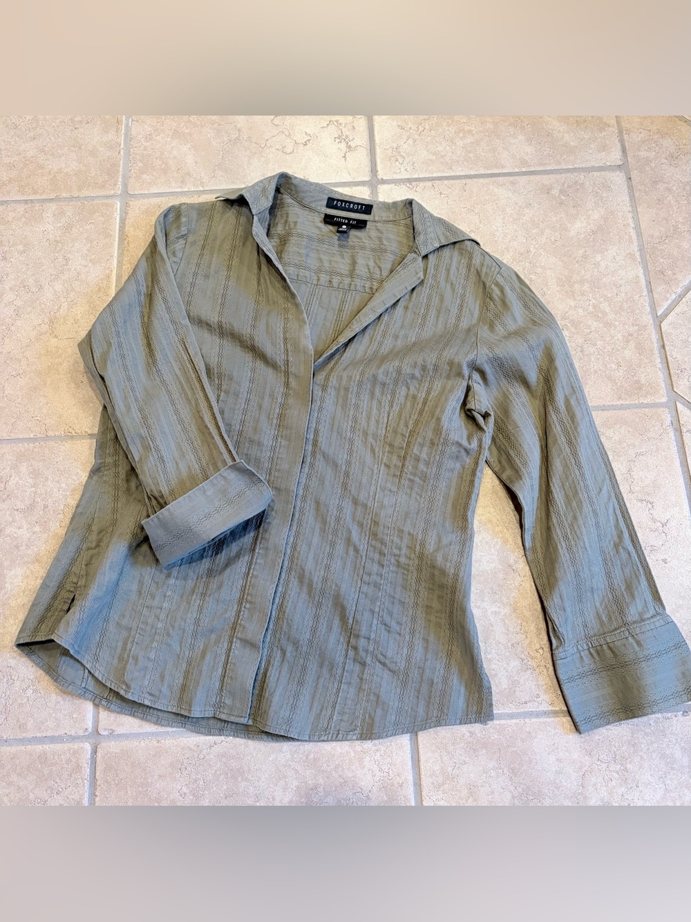 Foxcroft Women's Khaki/Olive Shirt 3/4 sleeve with cuff, hidden buttons